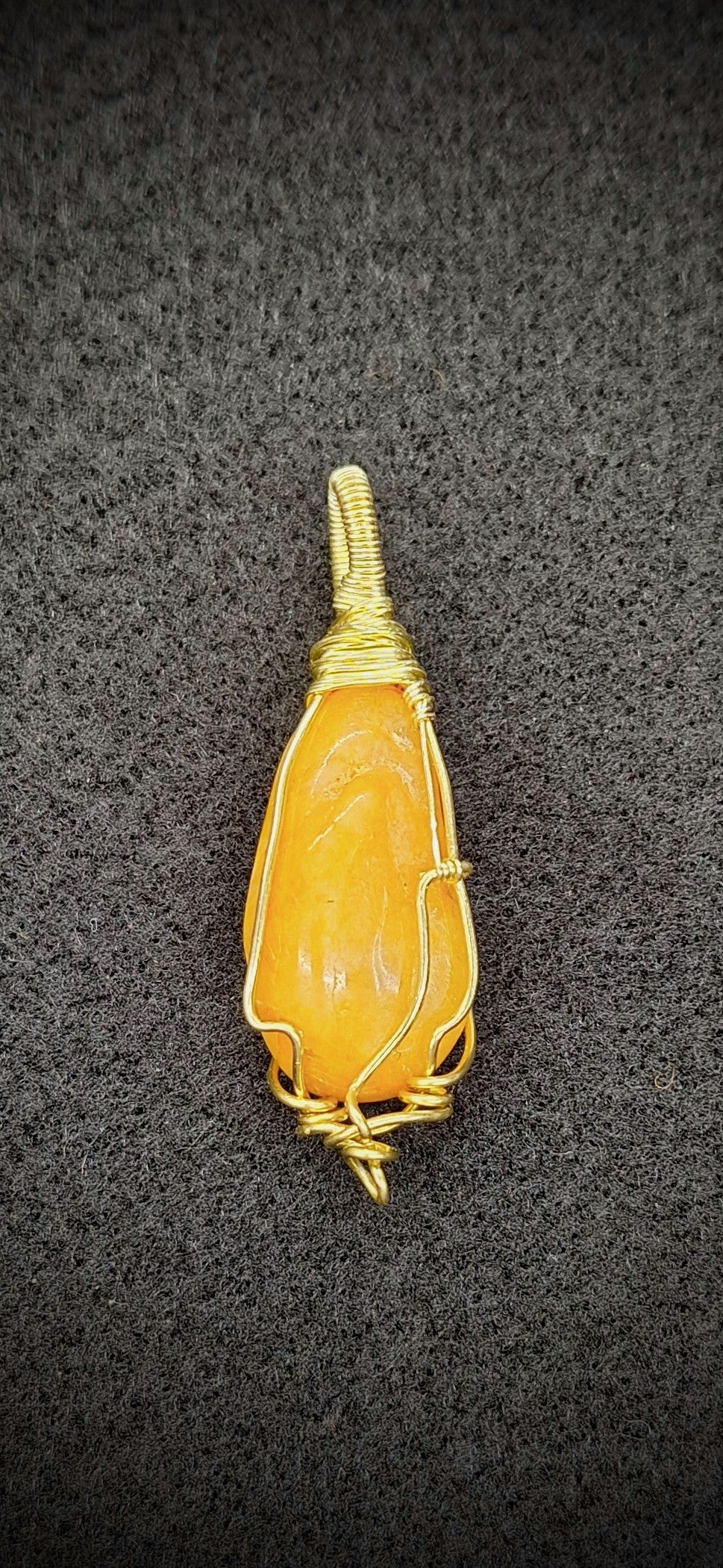 Peach quartz pendant