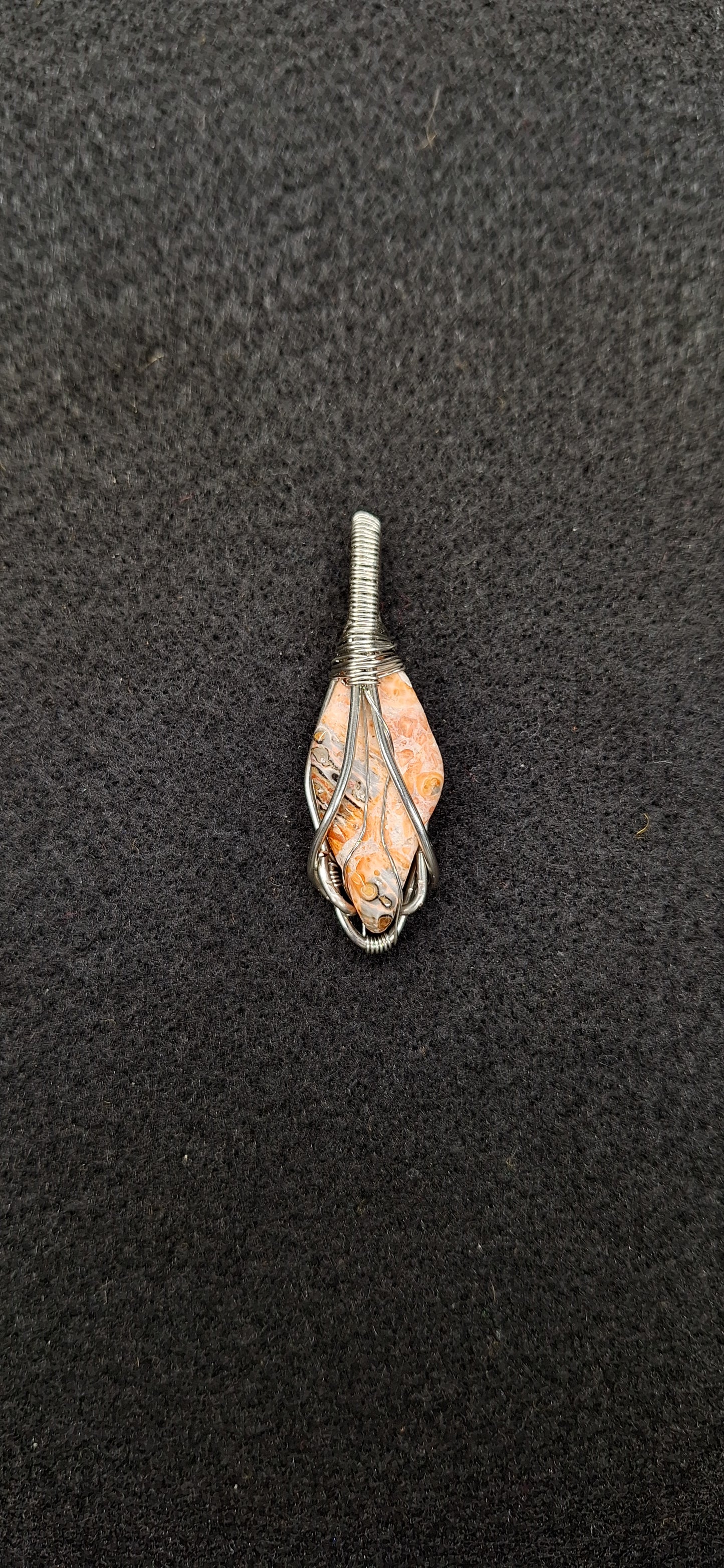 Poppy jasper pendant
