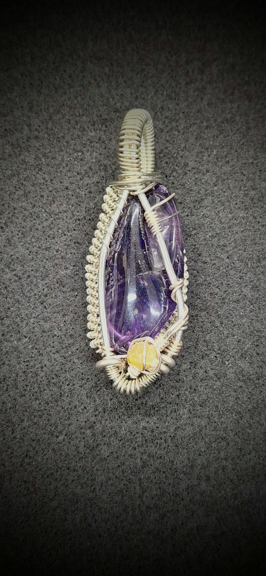 Meta amethyst pendant